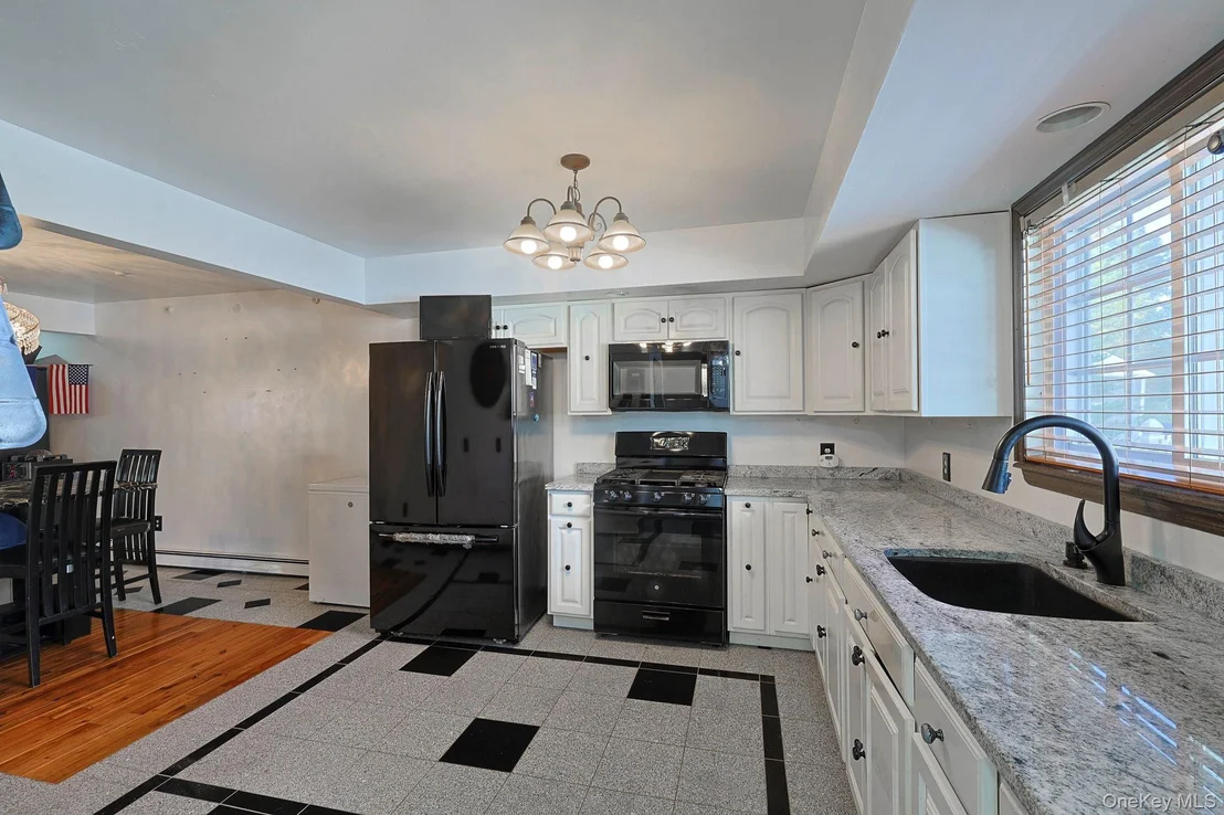 Photo of 14 Spruce Peak Road