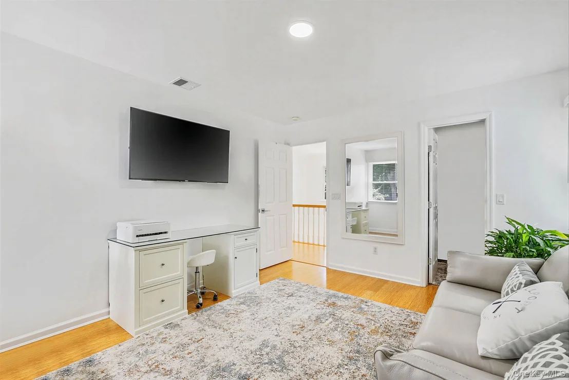 Photo of 15 Cedar Lane