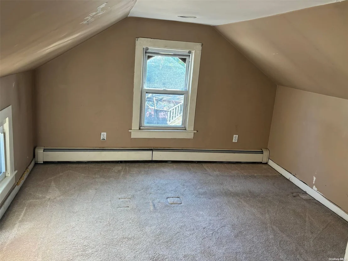 Photo of 177 River Avenue