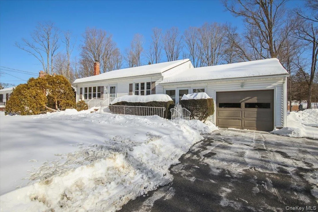 Photo of 82 Sleight Plass Road