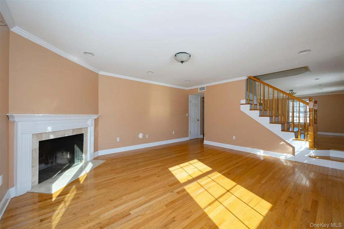Photo of 3 Mansion Drive