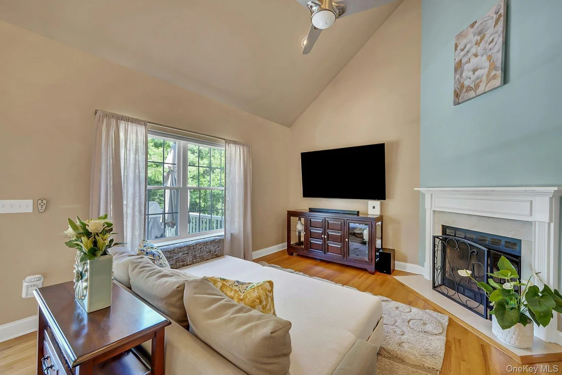 Photo of 1 Thornton Hill