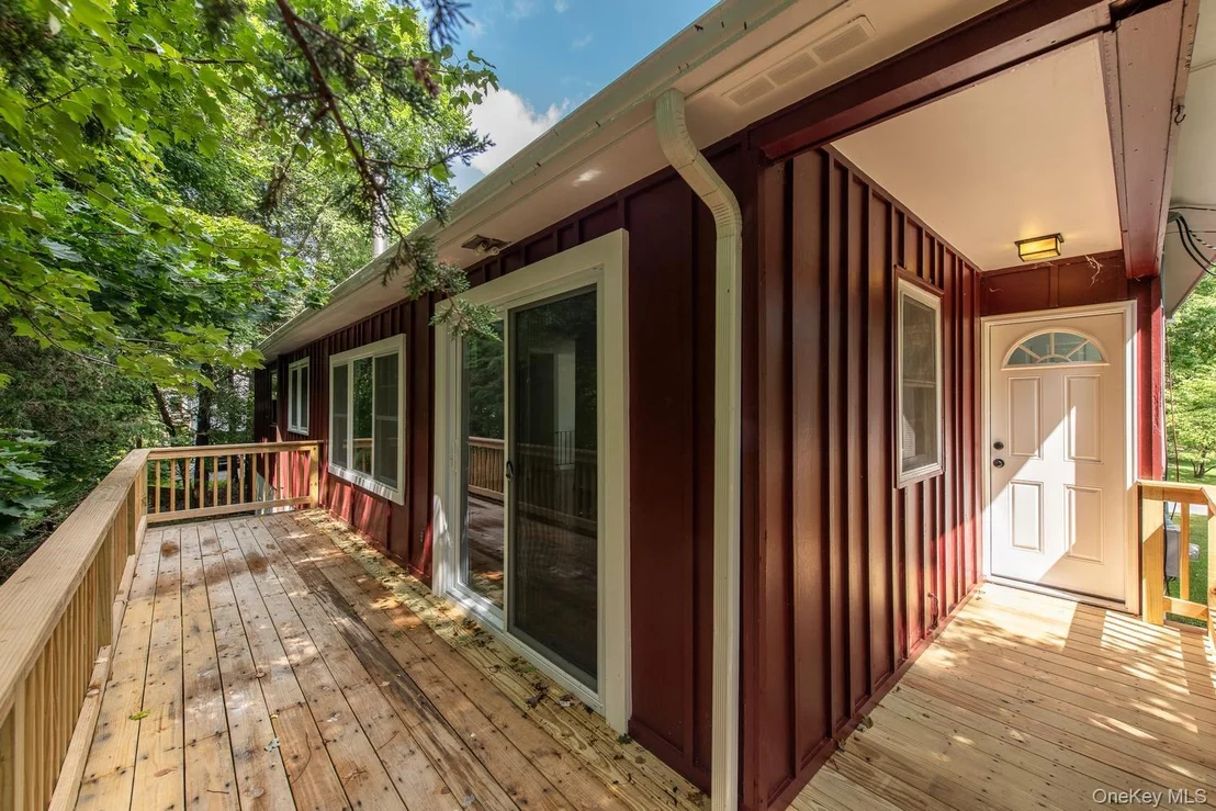 Photo of 33 Horizon Hill Drive