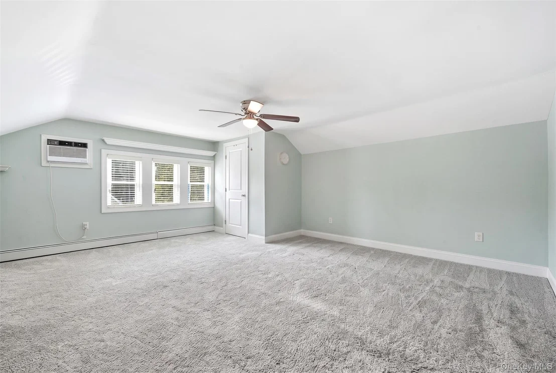 Photo of 414 Potter Boulevard