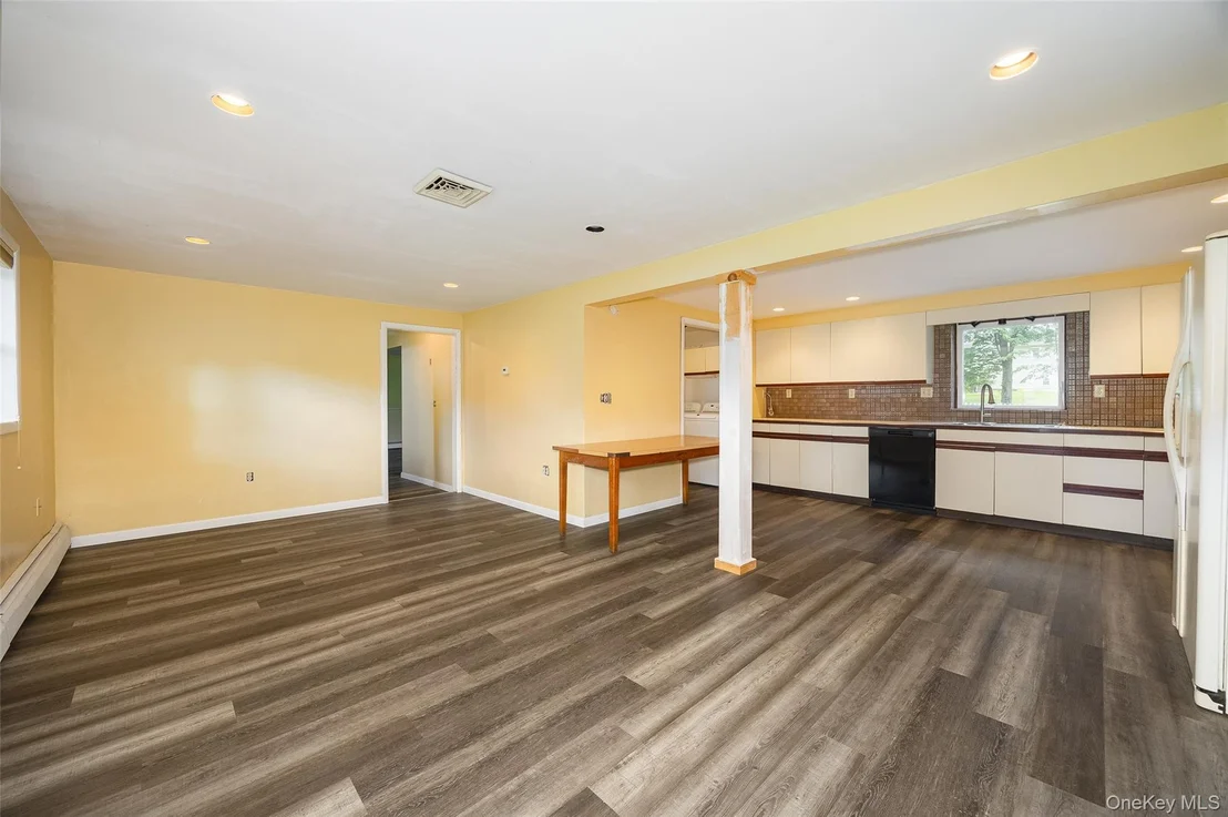 Photo of 19 Tor Road
