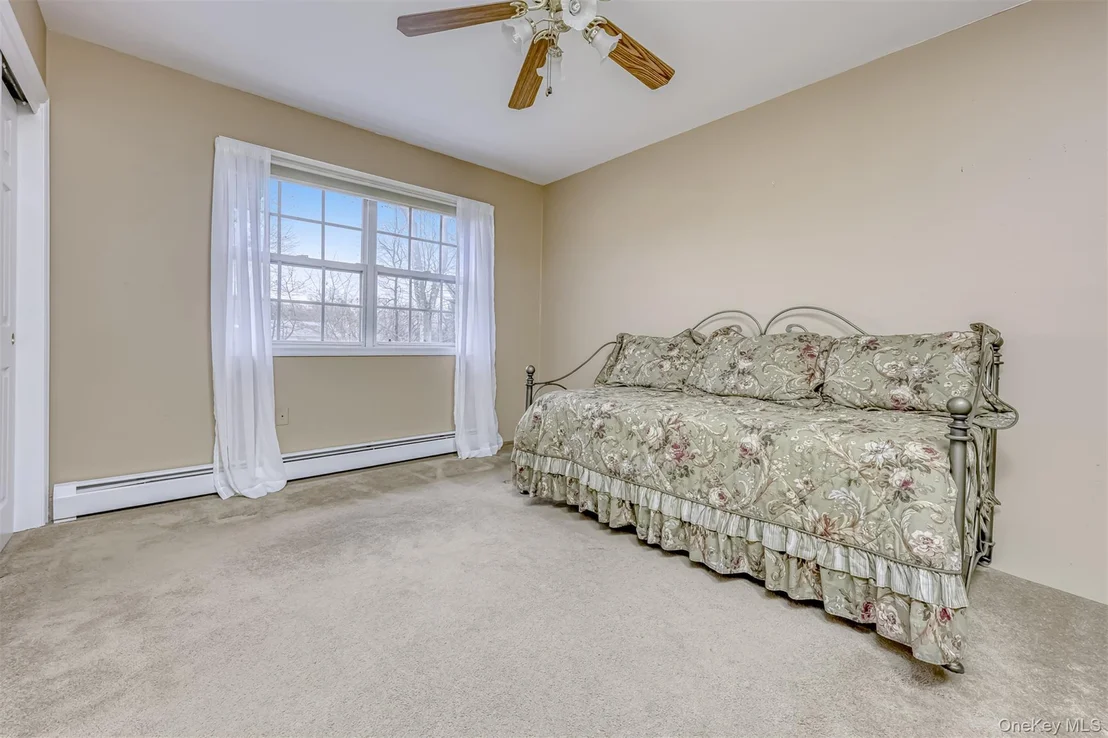 Photo of 18 Mountainview Avenue