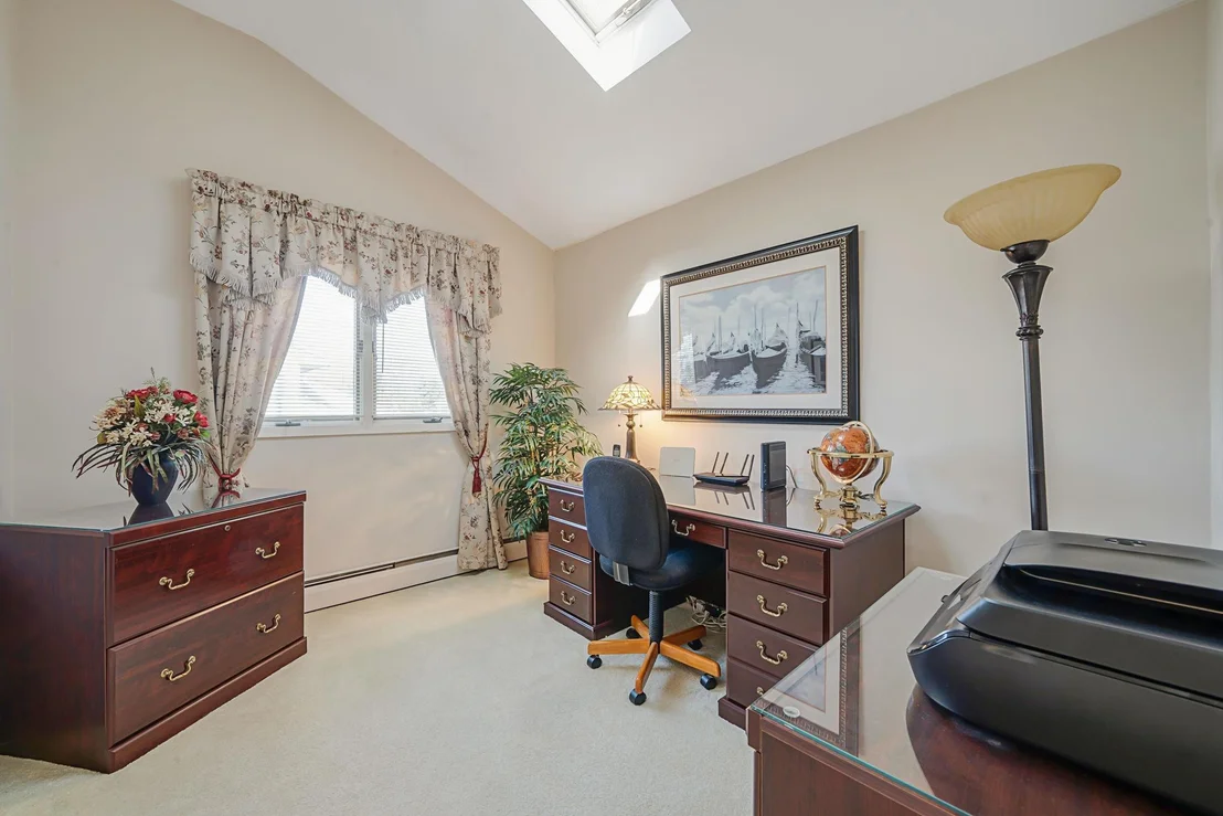 Photo of 33 Lindron Avenue