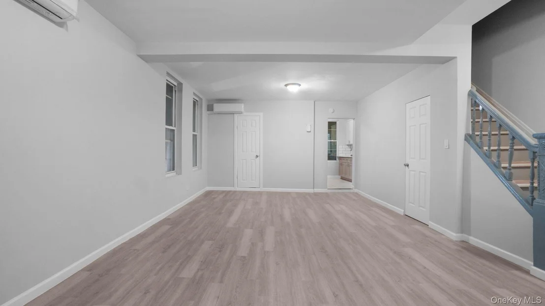 Photo of 2448 Webb Avenue