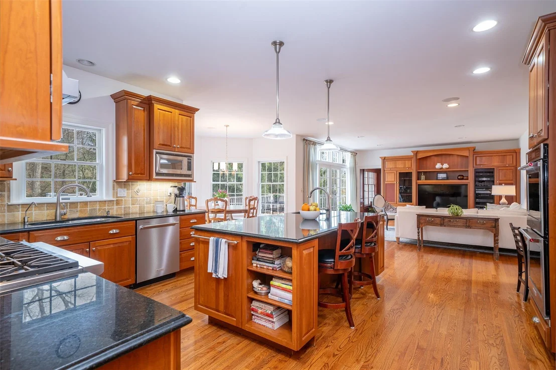 Photo of 8 Turtleback Way