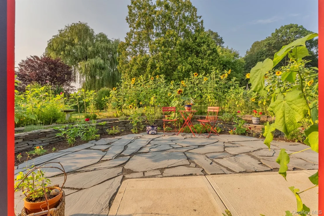 Photo of 108 Latham Circle