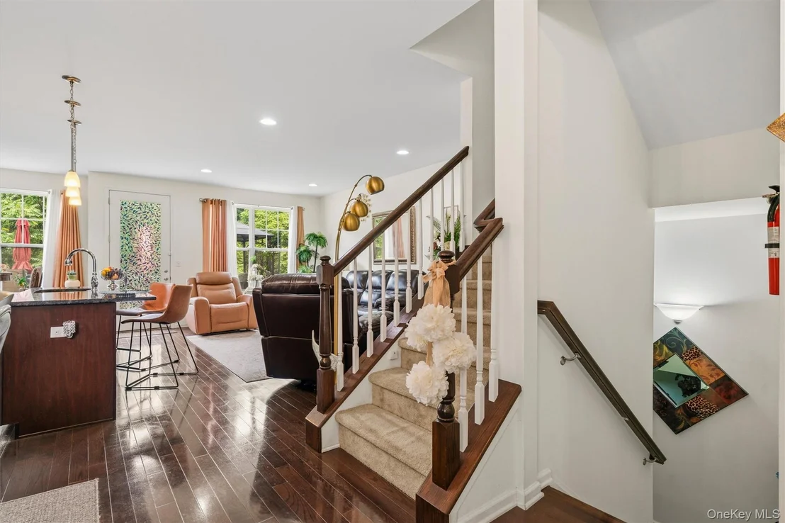 Photo of 93 Meadow View Drive