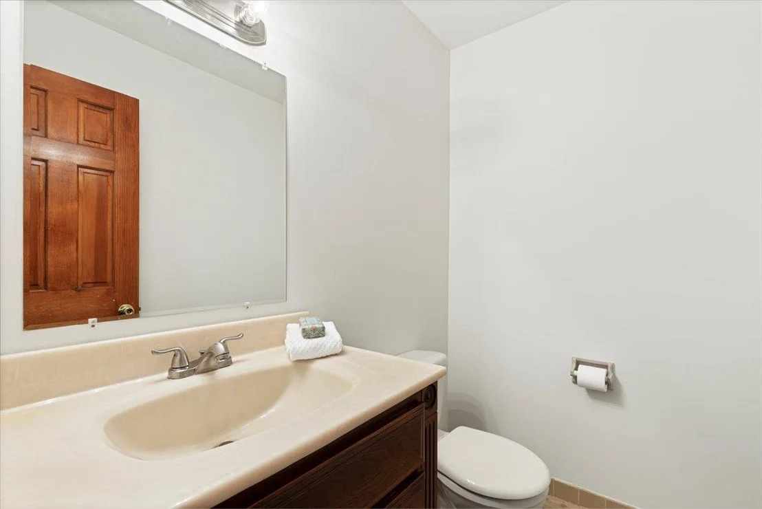 Photo of 13 Loewen Court