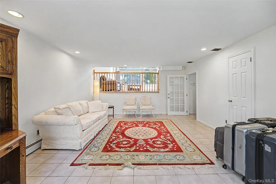 Photo of 159 South Drive