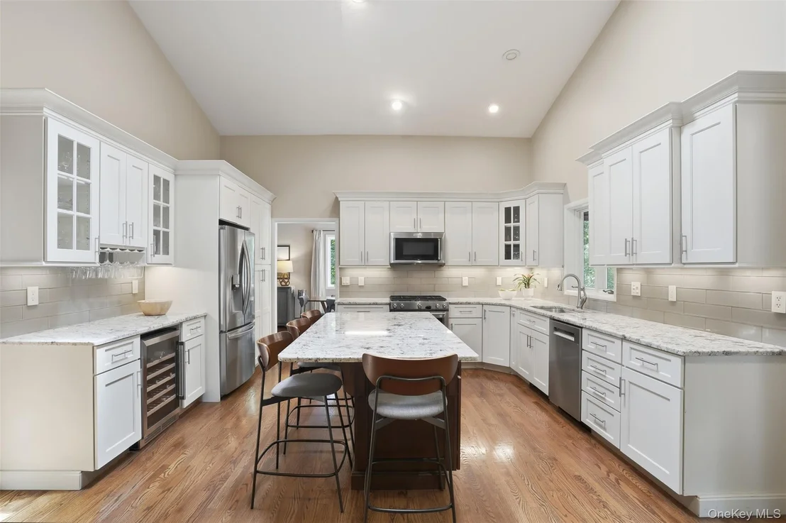 Photo of 17 Stoutenburgh Drive