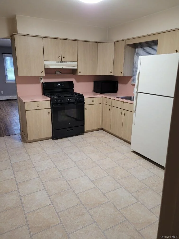 Photo of 839 Pine Avenue