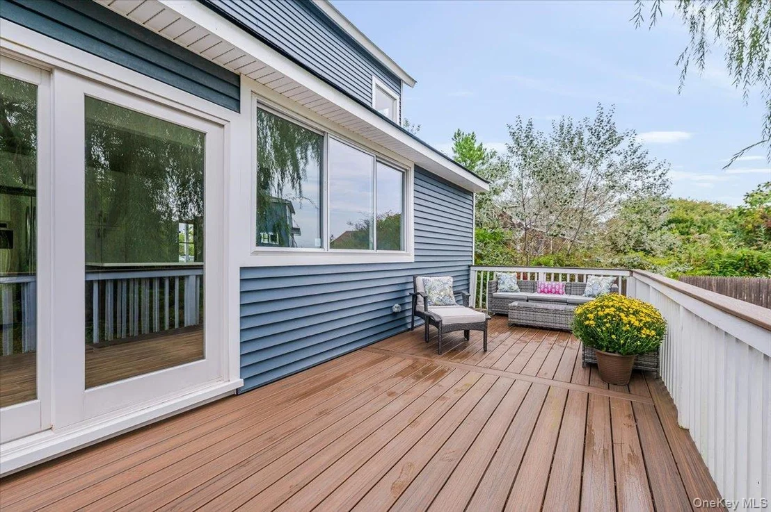 Photo of 56 Oak Beach Road