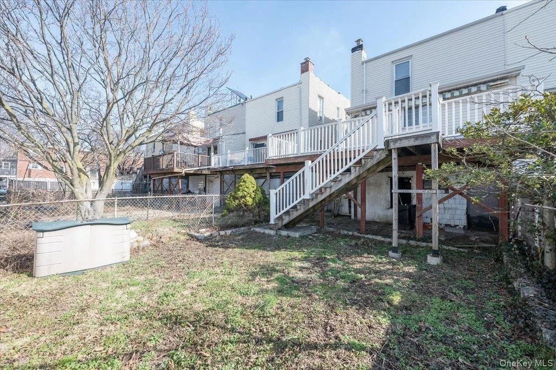 Photo of 249 Quincy Avenue