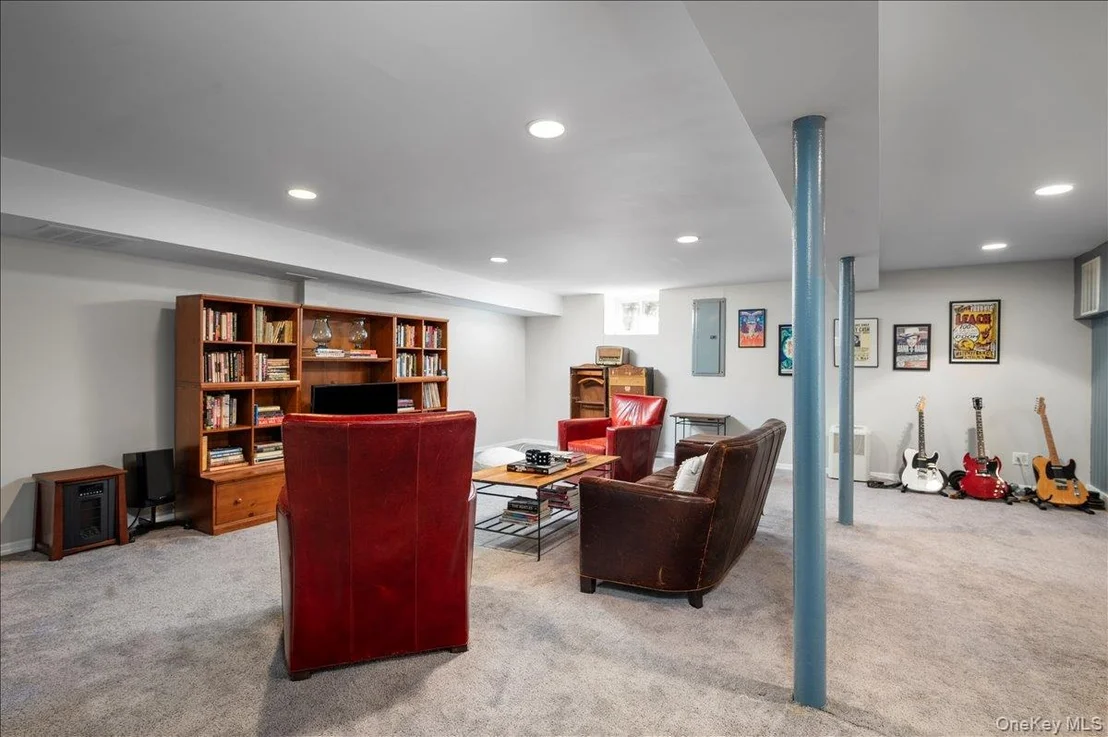 Photo of 89 Young Avenue