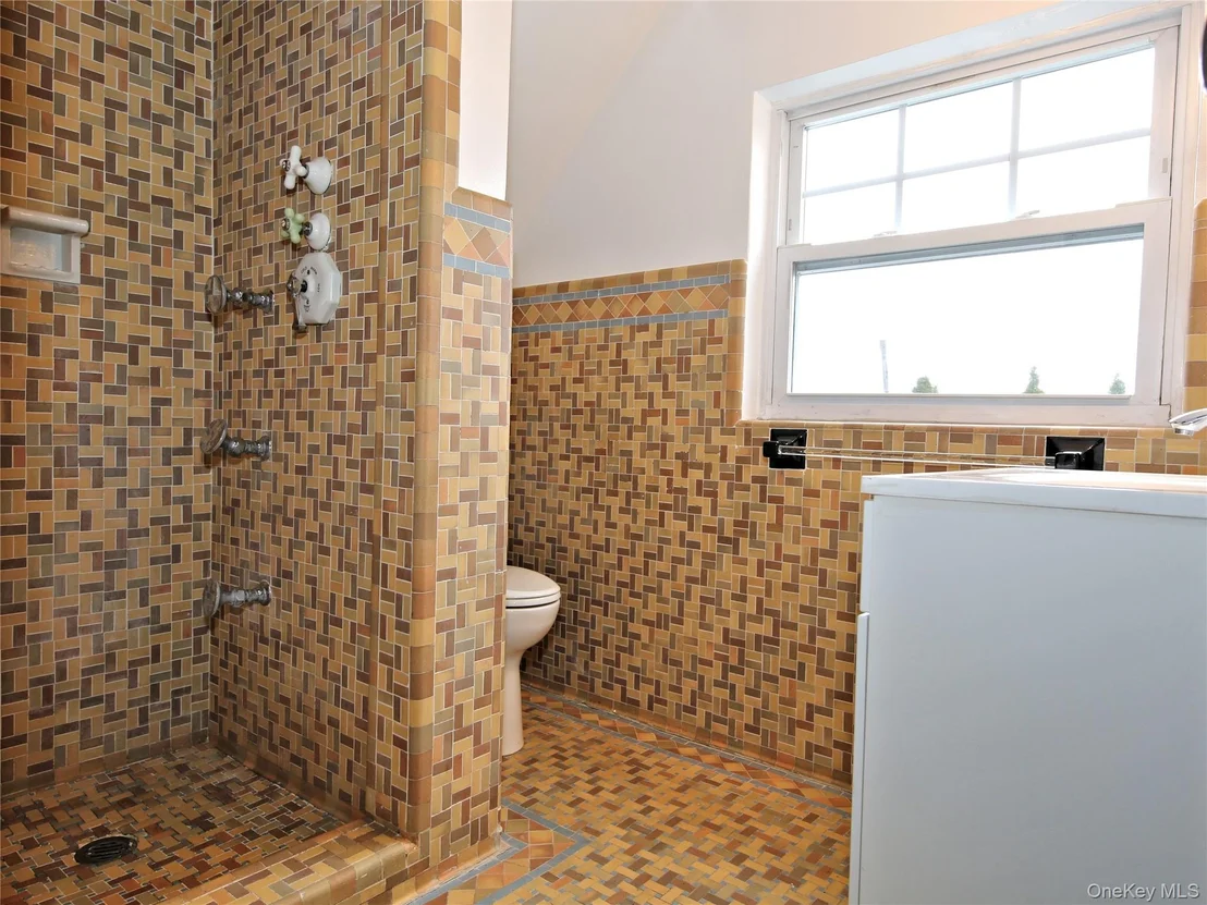 Photo of 153 Highview Street