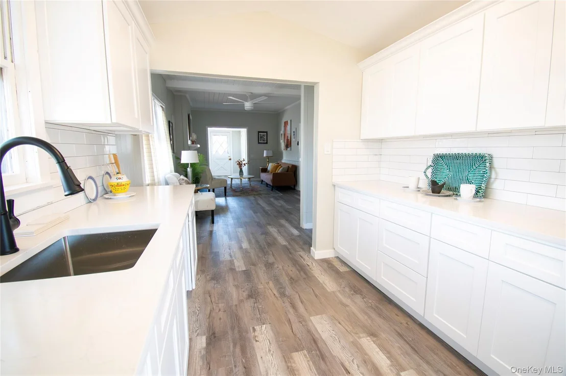 Photo of 2900 Yale Place