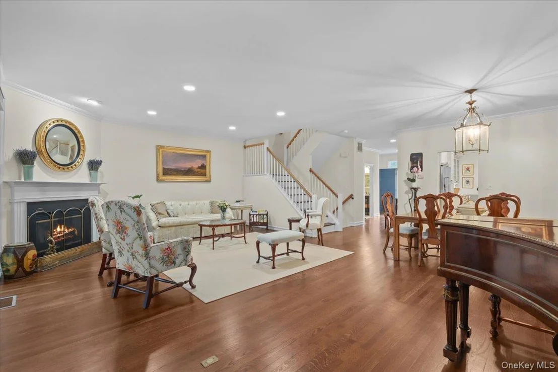 Photo of 18 Brookview Drive