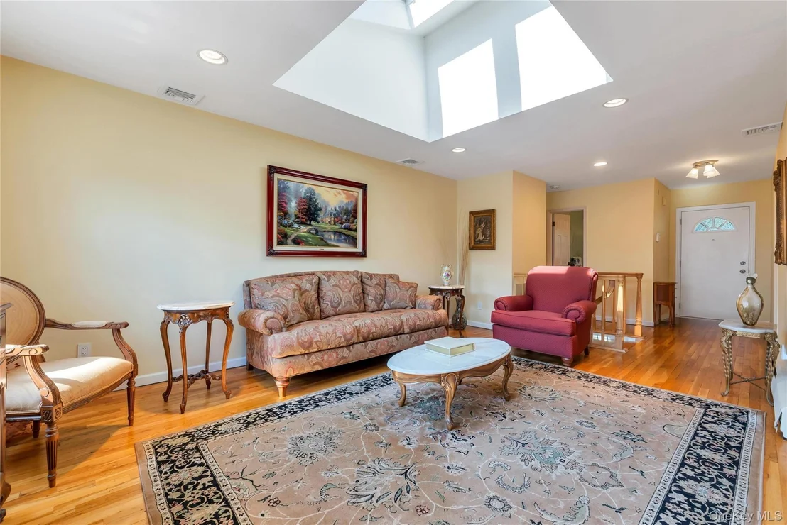 Photo of 22 Dover Hill Drive