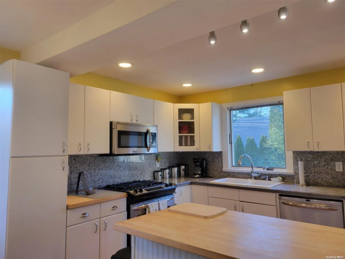 Photo of 28 Forest Avenue