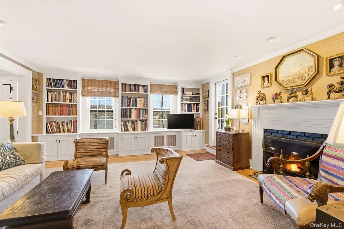 Photo of 80 Shore Road