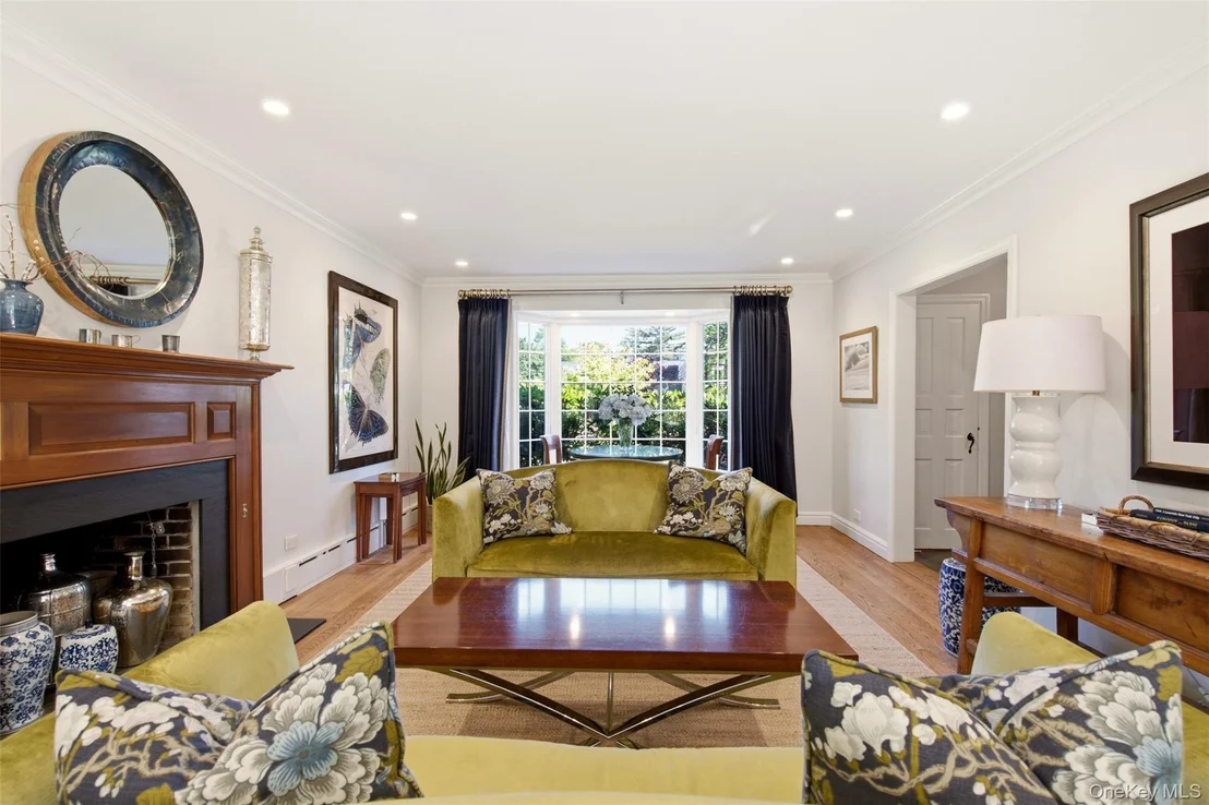 Photo of 2 Saint Marks Place