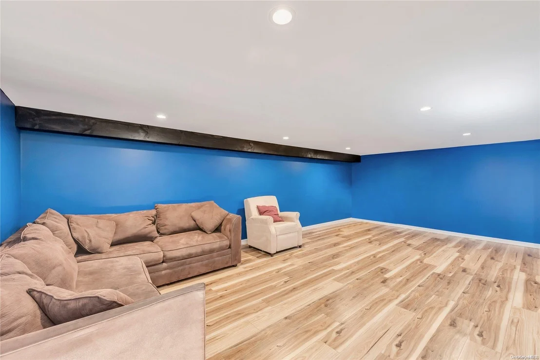 Photo of 106 Hale Road