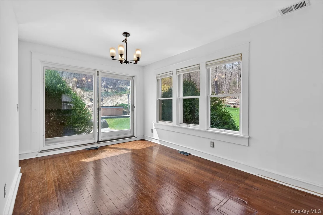 Photo of 1063 Sawkill Road