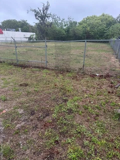 Photo of 7125 Edgewater Drive