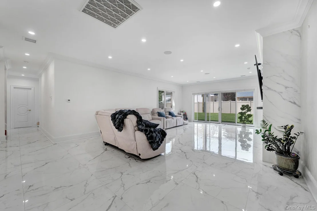 Photo of 783 Oakleigh Road