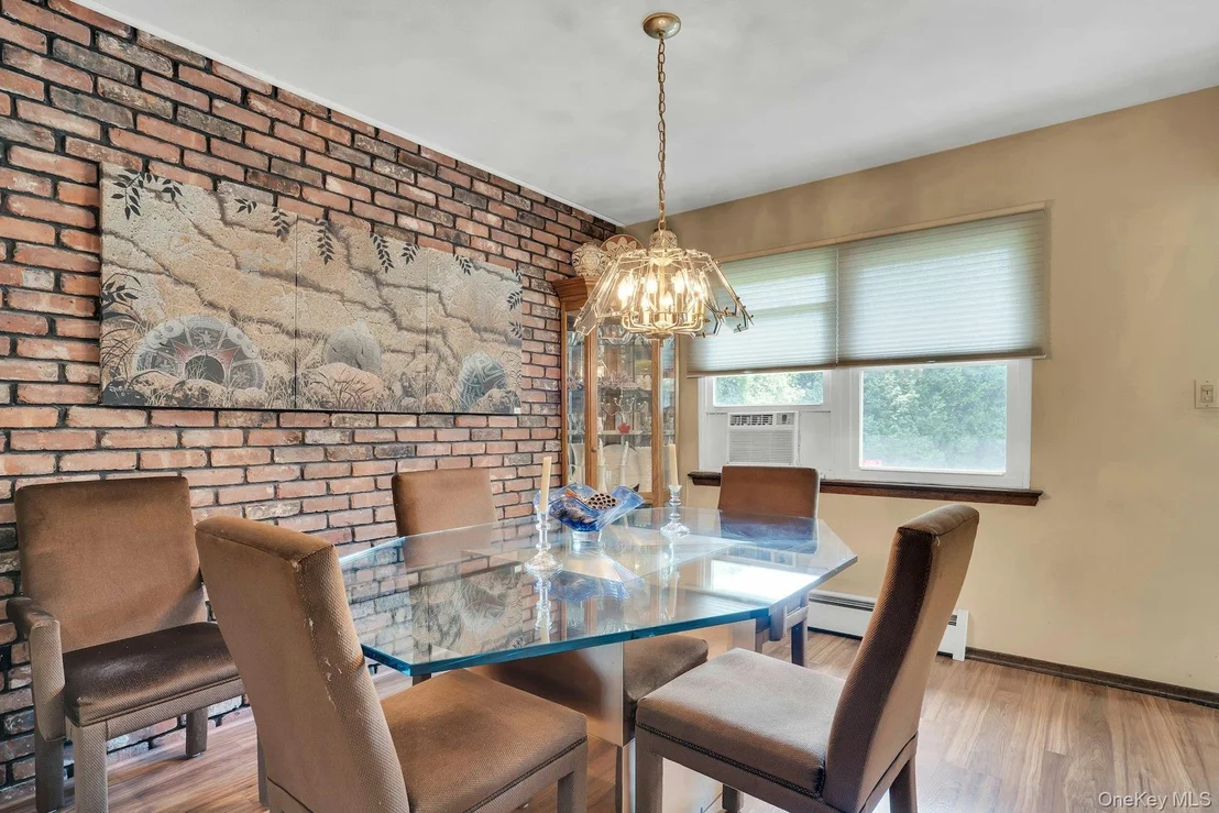 Photo of 27 Arcadia Drive