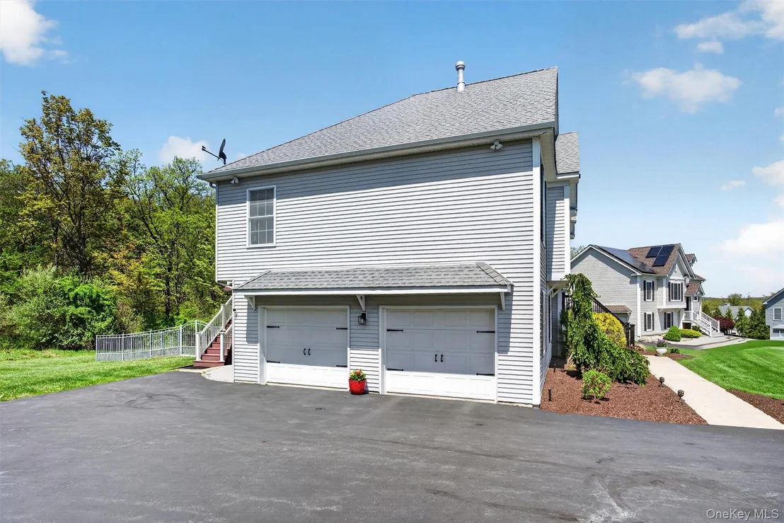 Photo of 7 Deangelis Drive