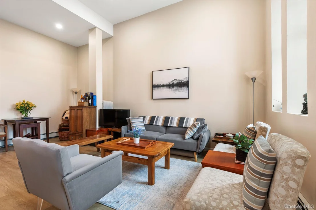 Photo of 16 Waterview Estate