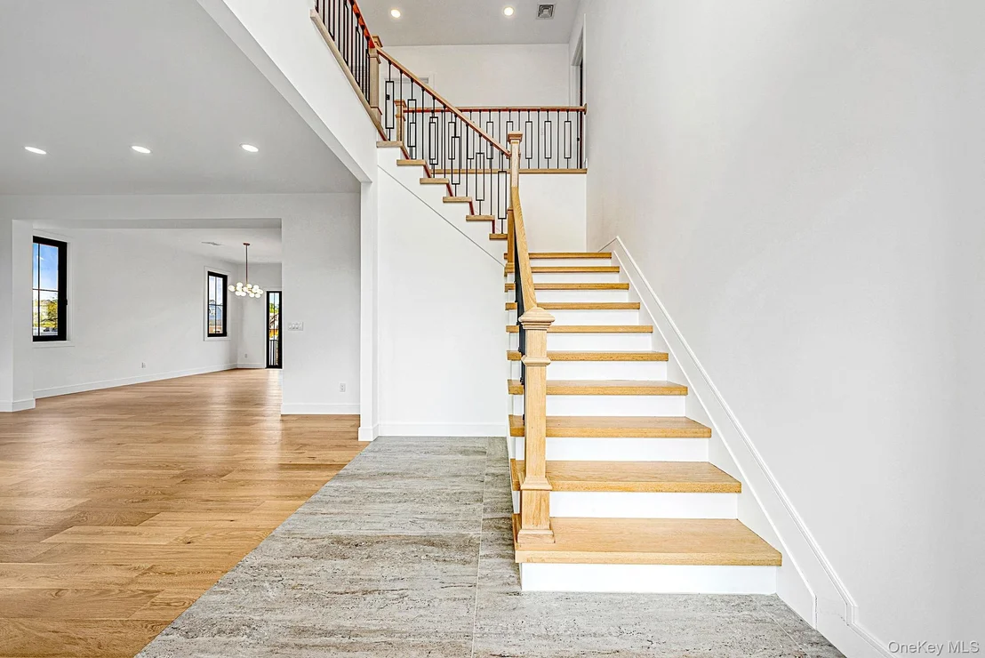 Photo of 24 Midway Street