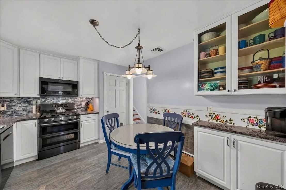 Photo of 17 N Jackson Drive