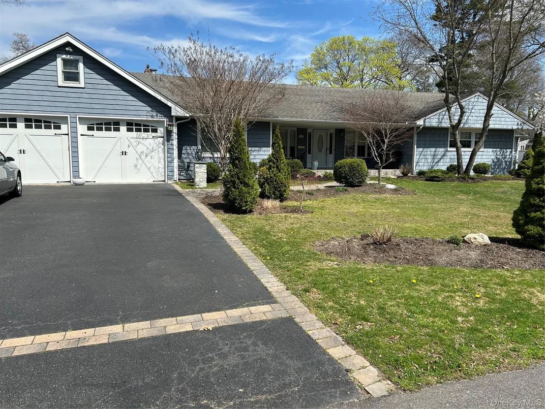Photo of 120 Mohawk Drive