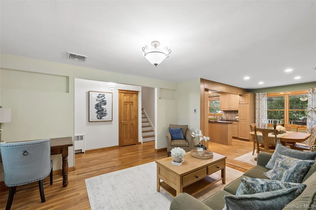Photo of 21 Edgewood