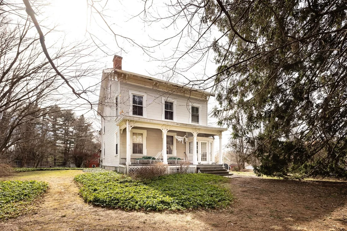 Photo of 655 Vassar Road