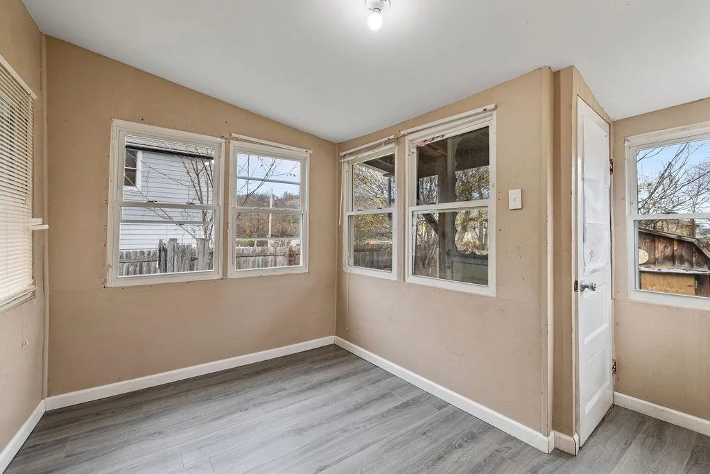 Photo of 11 Waldron Avenue