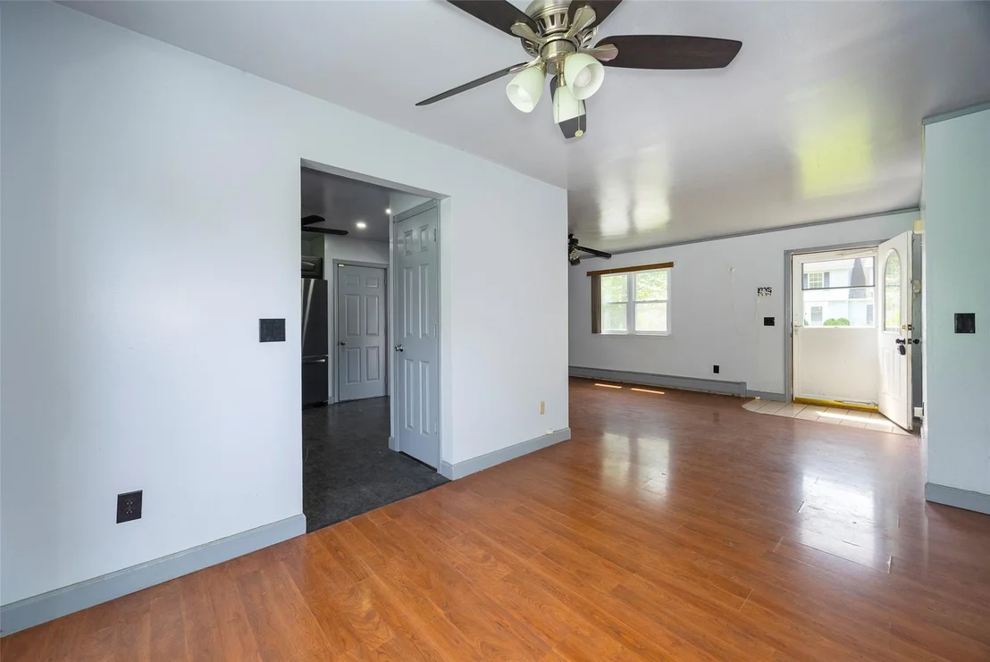Photo of 21 Hawk Lane