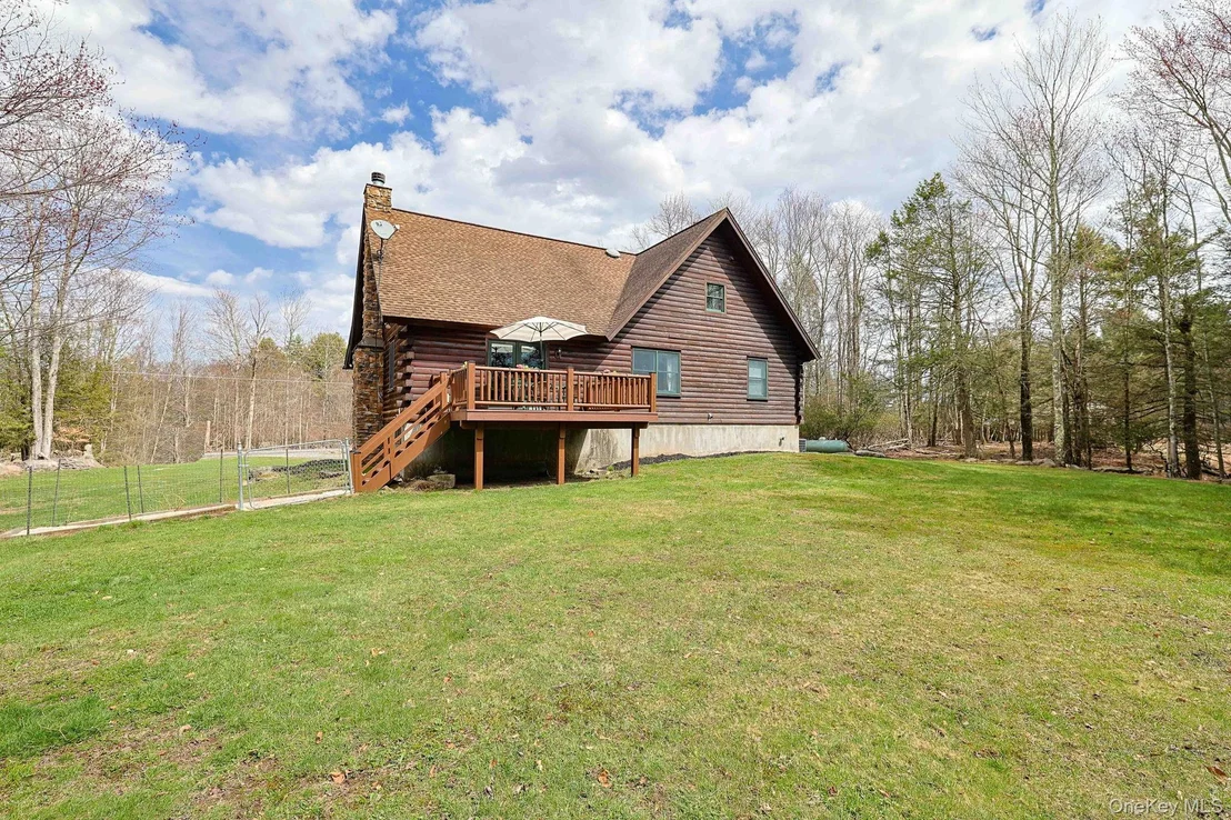 Photo of 412 Pine Grove Road