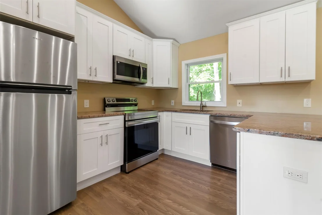 Photo of 50 Deerfield Road