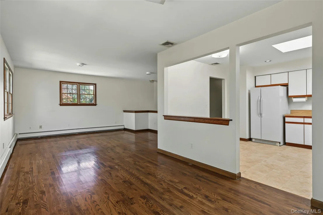 Photo of 76 Hernan Avenue