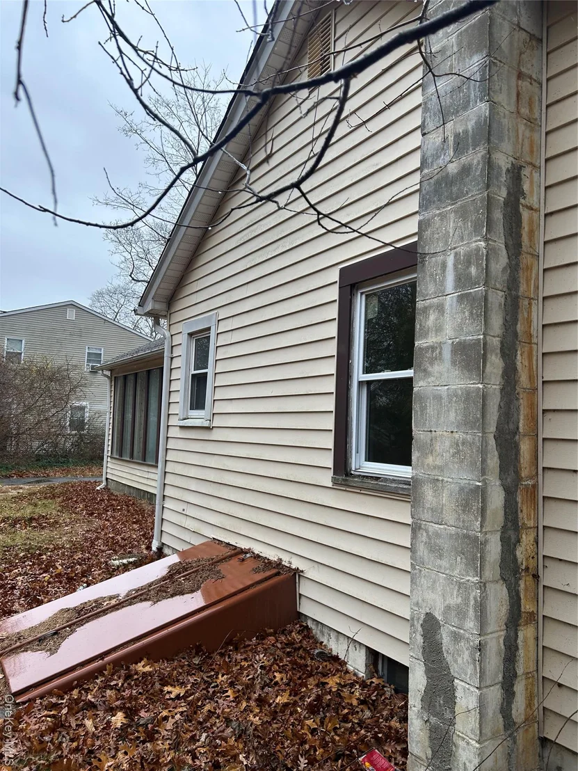 Photo of 155 Dahlia Drive