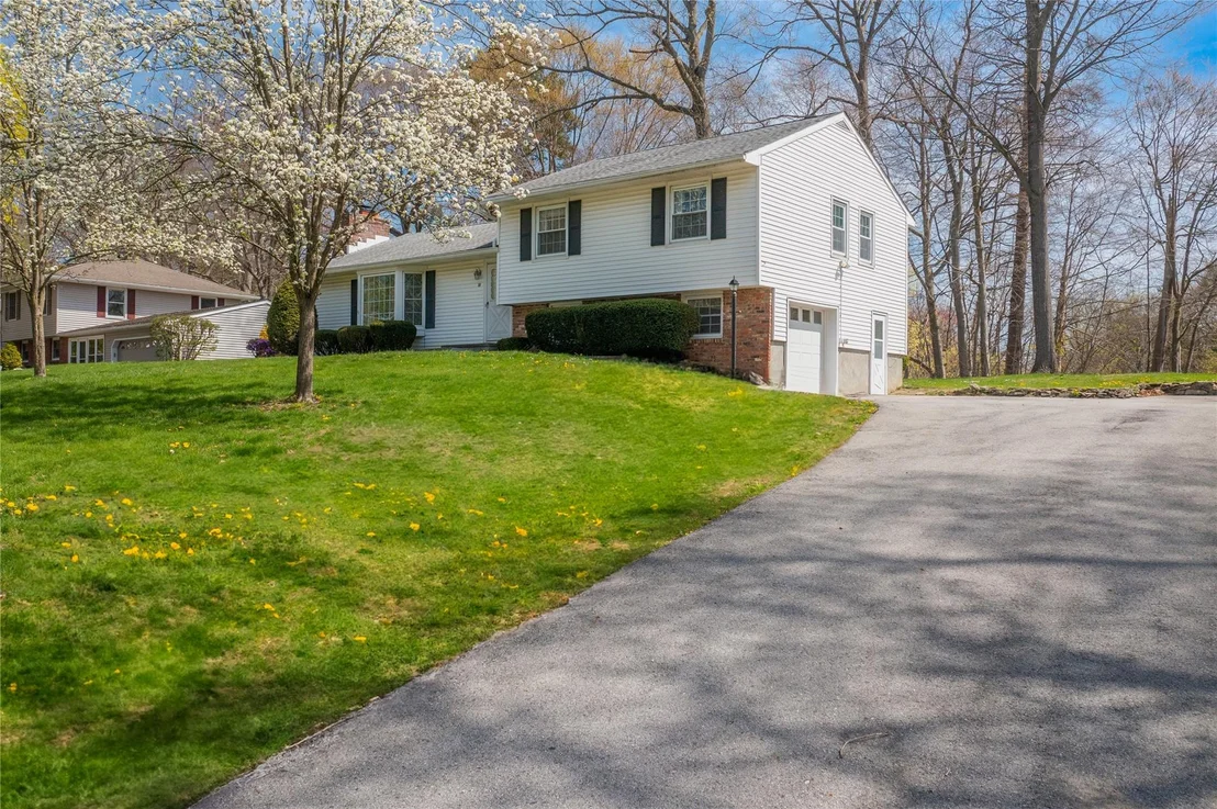 Photo of 37 Lincoln Drive