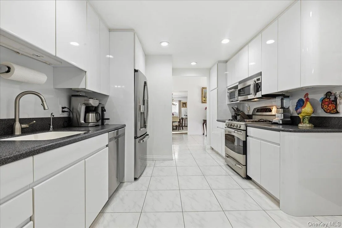Photo of 44 Steven Place