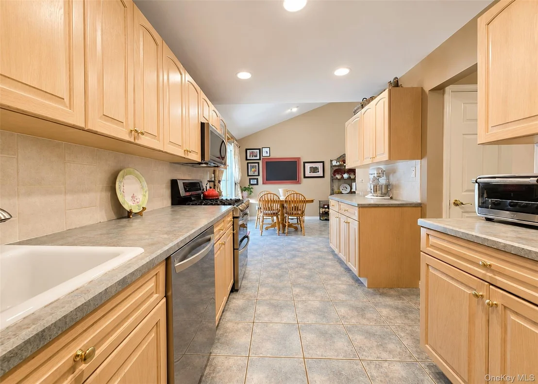 Photo of 8 Starlight Drive